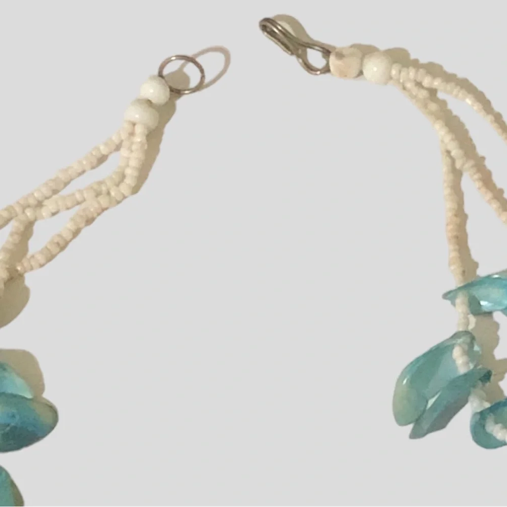 3 Strand Turquoise & White Beaded SeaShell Necklace Ocean Beach Summer 2… - Picture 4 of 5